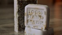 /album/mydlo-ve-forme-100-handmade/levandule2-jpg/